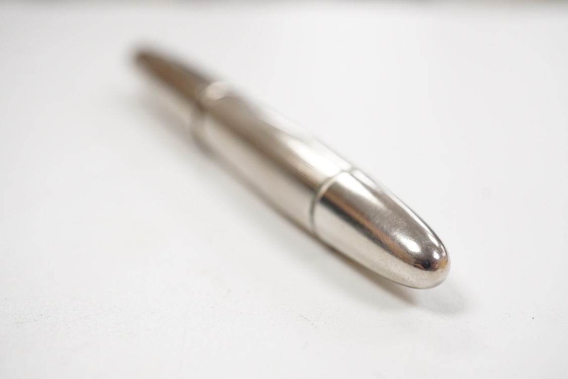 A Mont Blanc 742-N white metal fountain pen 14ct. winged Mont Blanc nib (no silver marks)